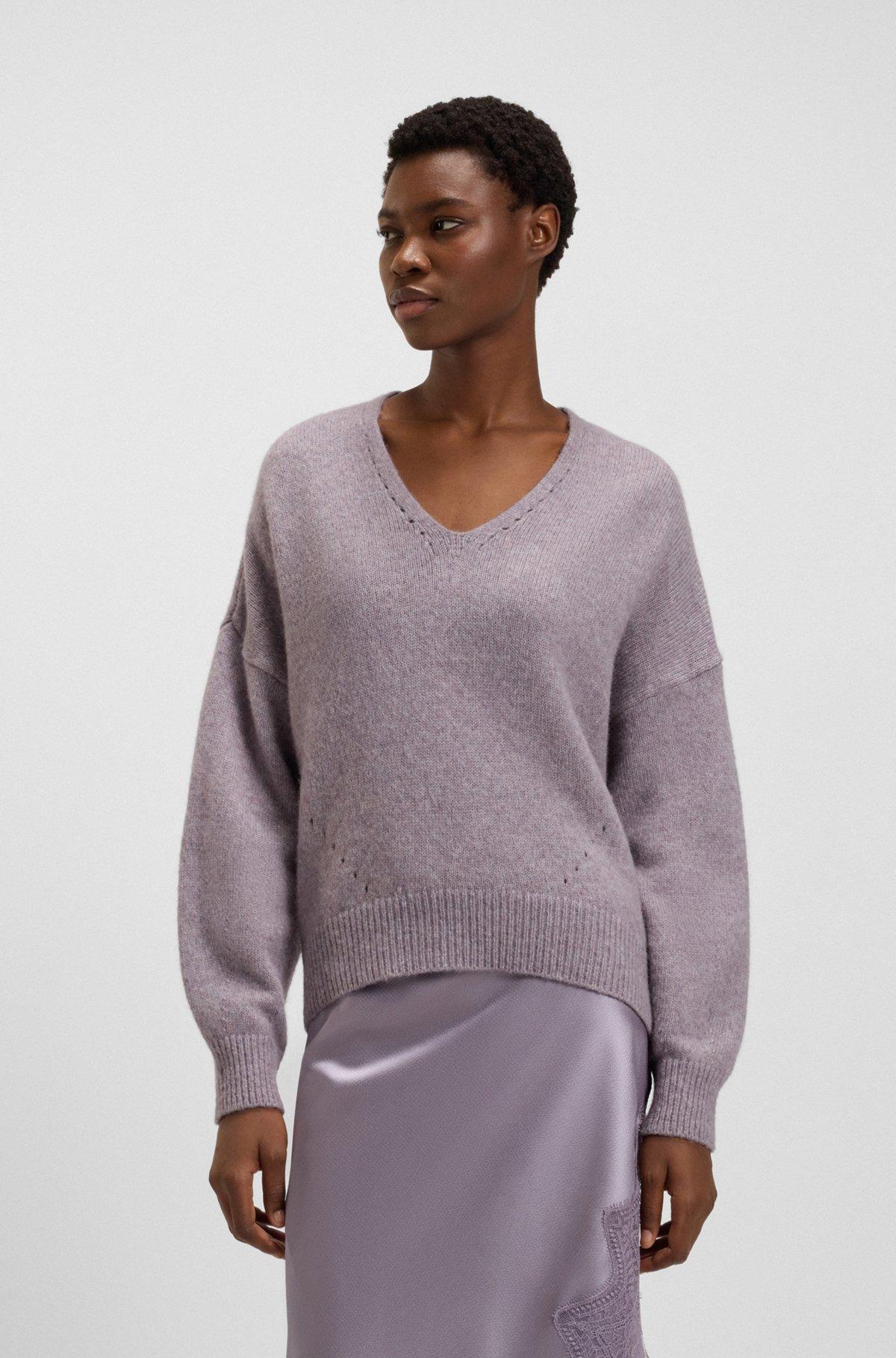 V-neck sweater in Italian yarn Product Image