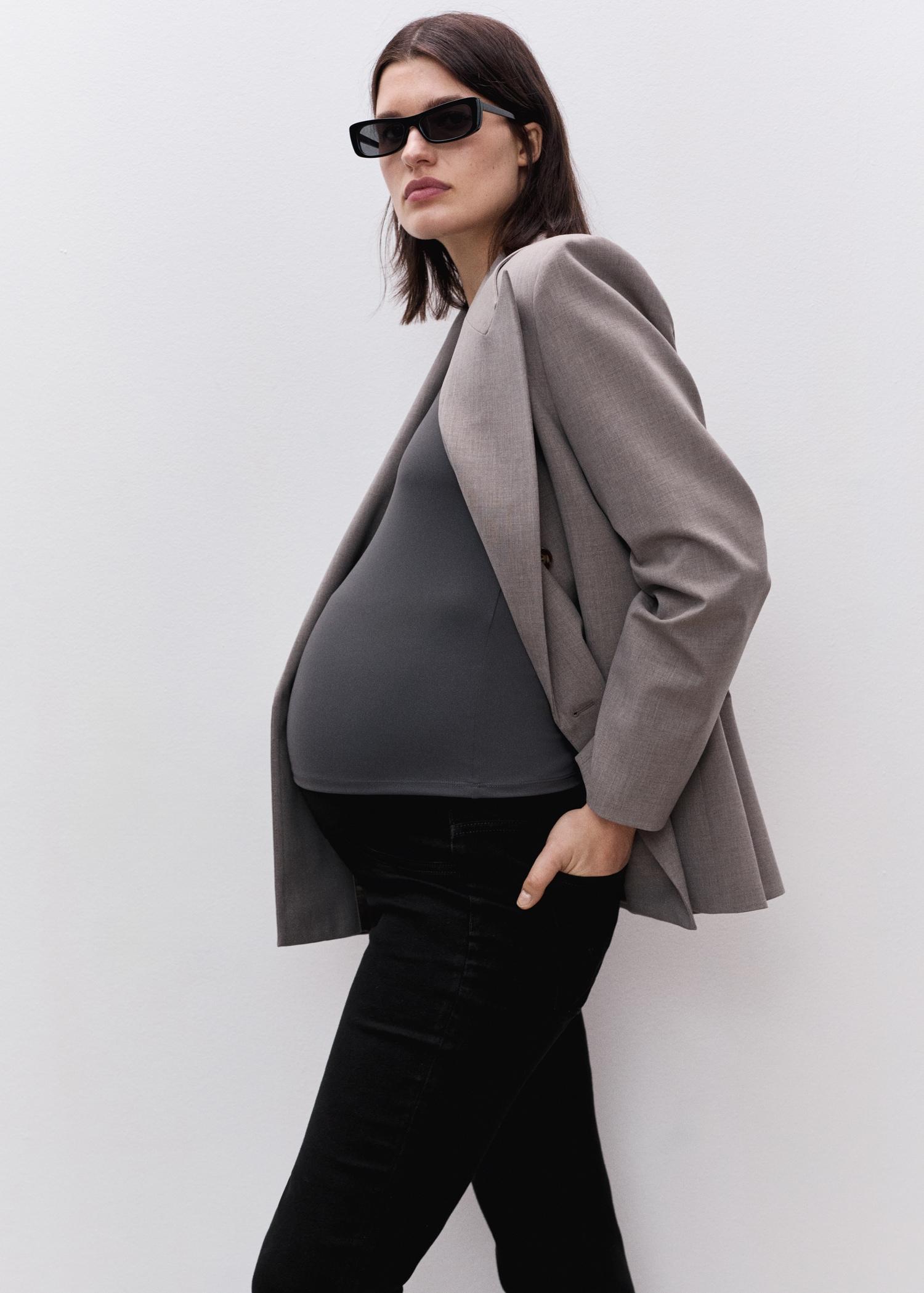 Maternity flared cropped jeans - Women | MANGO USA Product Image