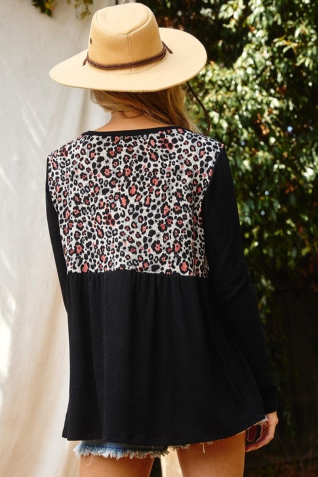 ANIMAL PRINT BUTTON DETAIL TOP Product Image