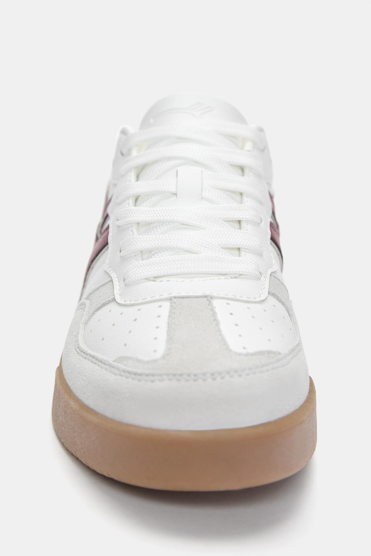 Retro sneakers Product Image