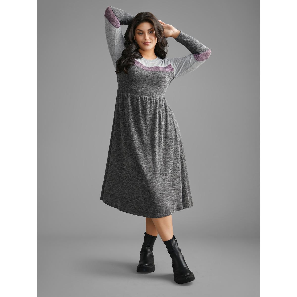 Plus Size Contrast Patchwork Elastic Waist Knit Dress DimGray Women Casual Contrast Knit Dresses Bloomchic 26/4X Product Image