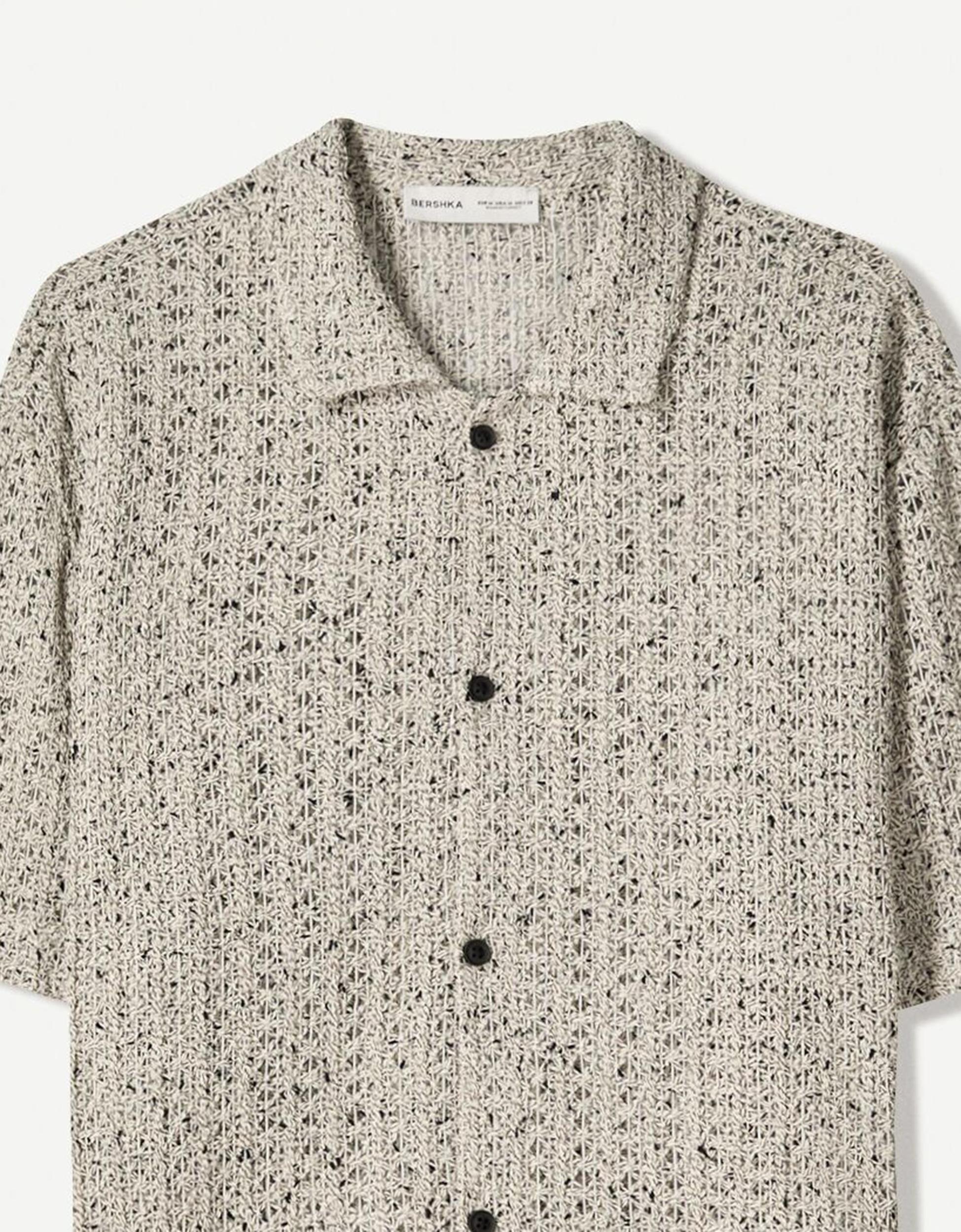 Short sleeve crochet shirt Product Image
