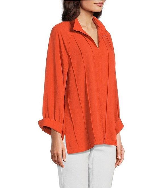 John Mark Wire Collar Split V-Neck 3/4 Sleeve Pintuck Detail Top Product Image