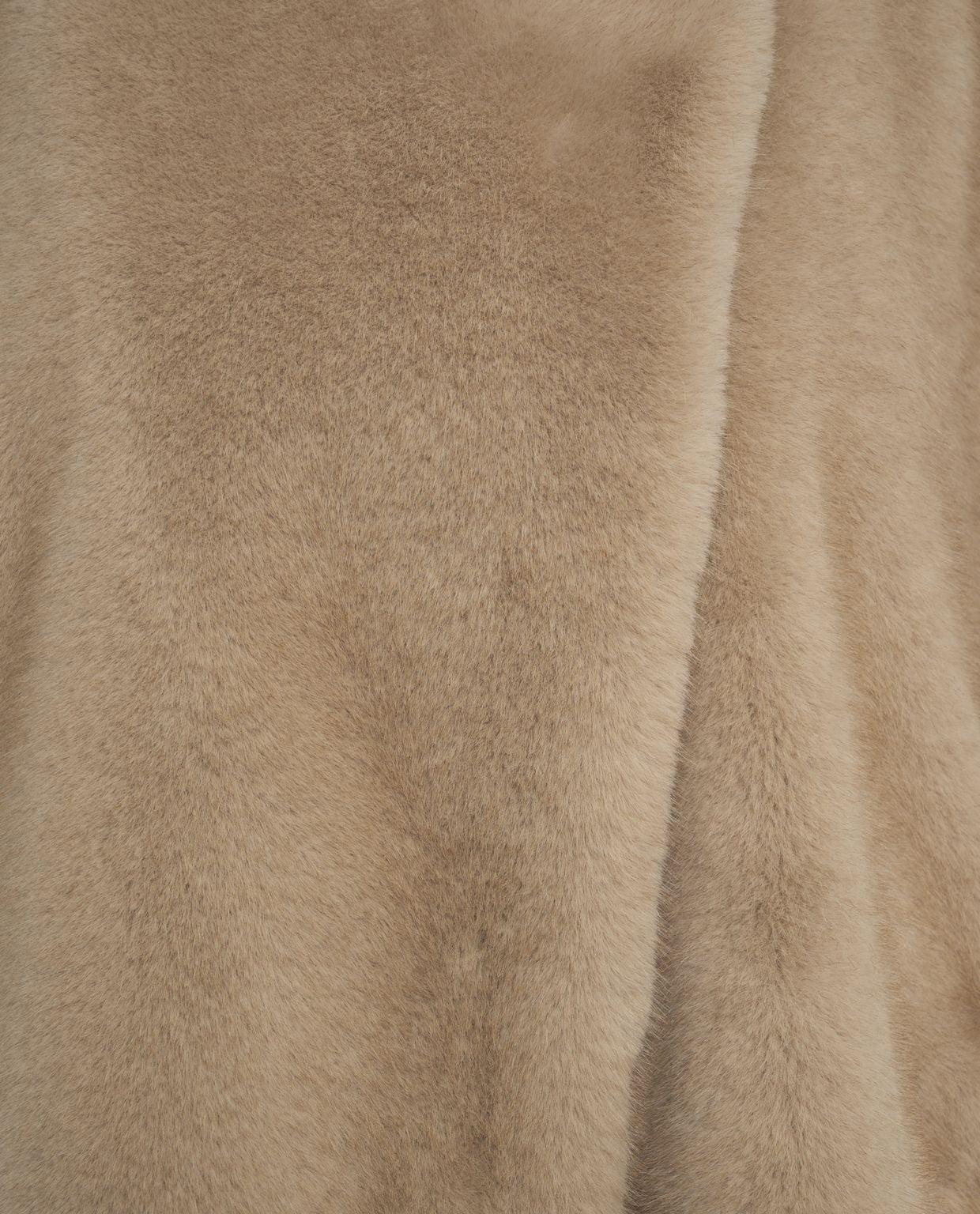Faux fur cape Product Image