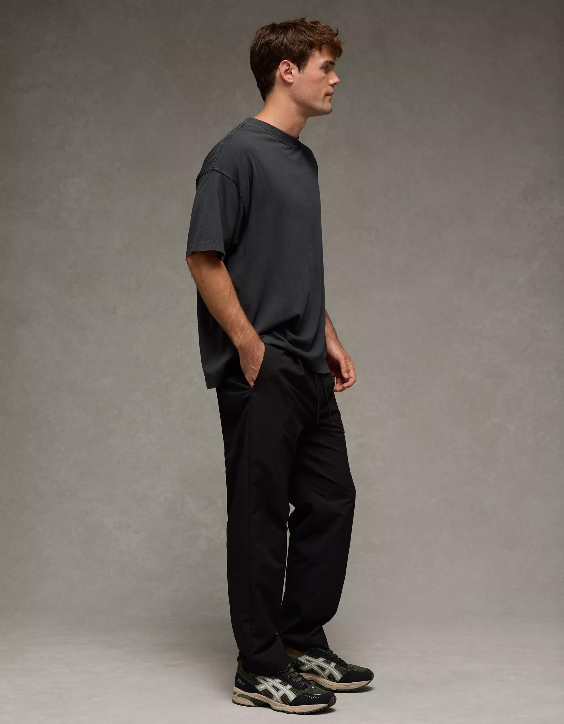 AE 24/7 Pleated Pull-On Pant Product Image