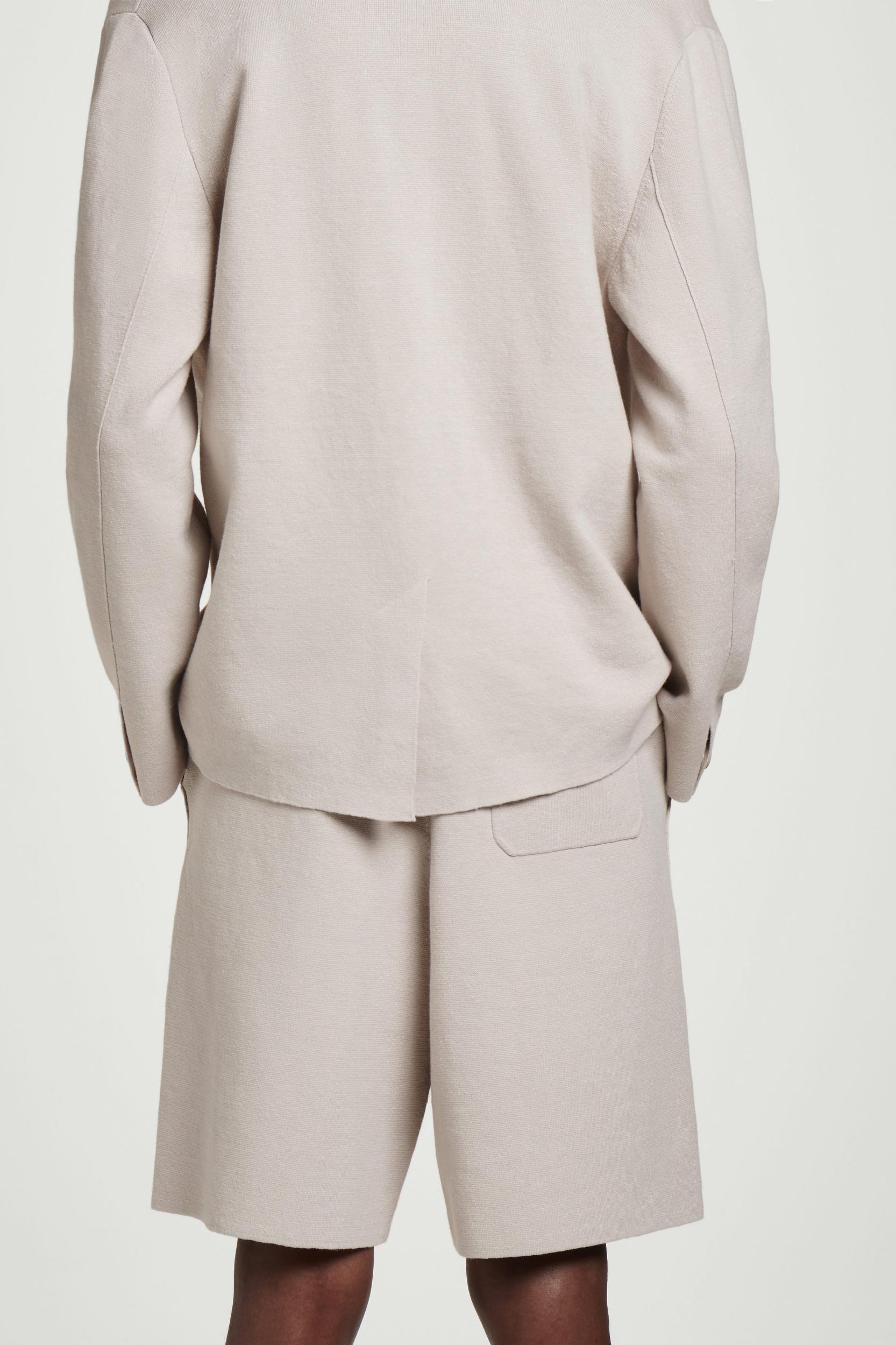 KNITTED LINEN SHORTS Product Image