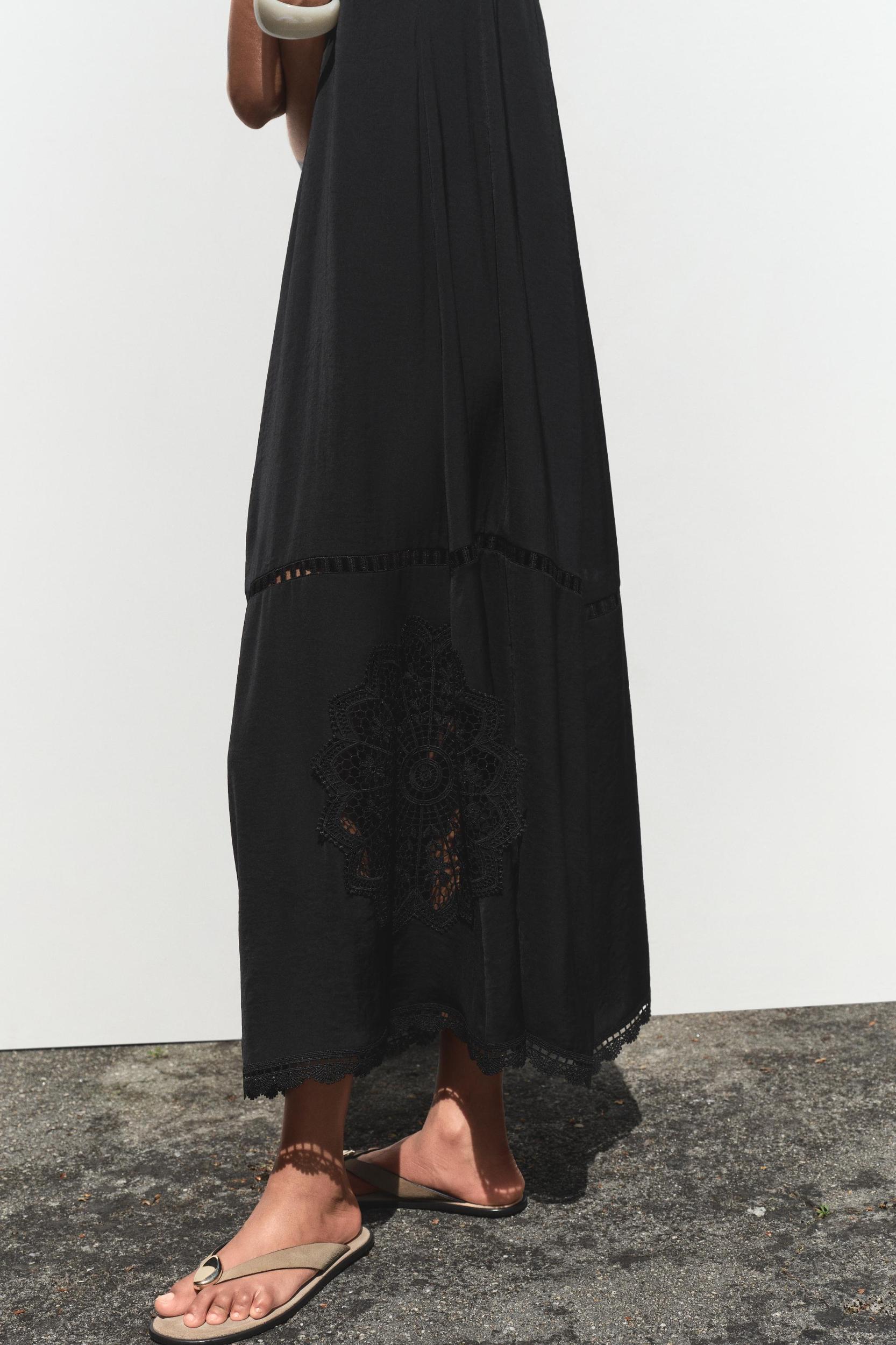 EMBROIDERED VOLUMINOUS MIDI DRESS Product Image