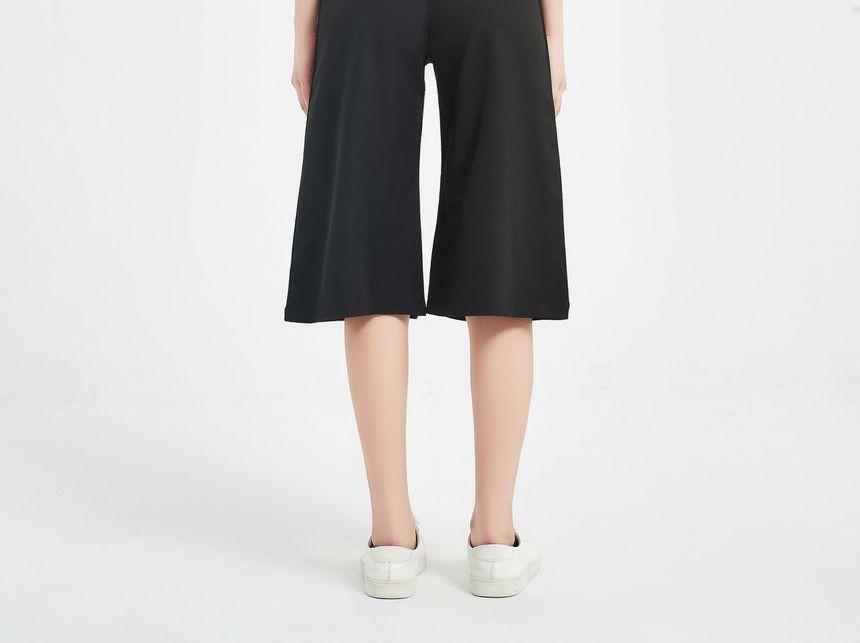 Cut-Out Belted Detail Wide-Leg Cropped Pants Product Image