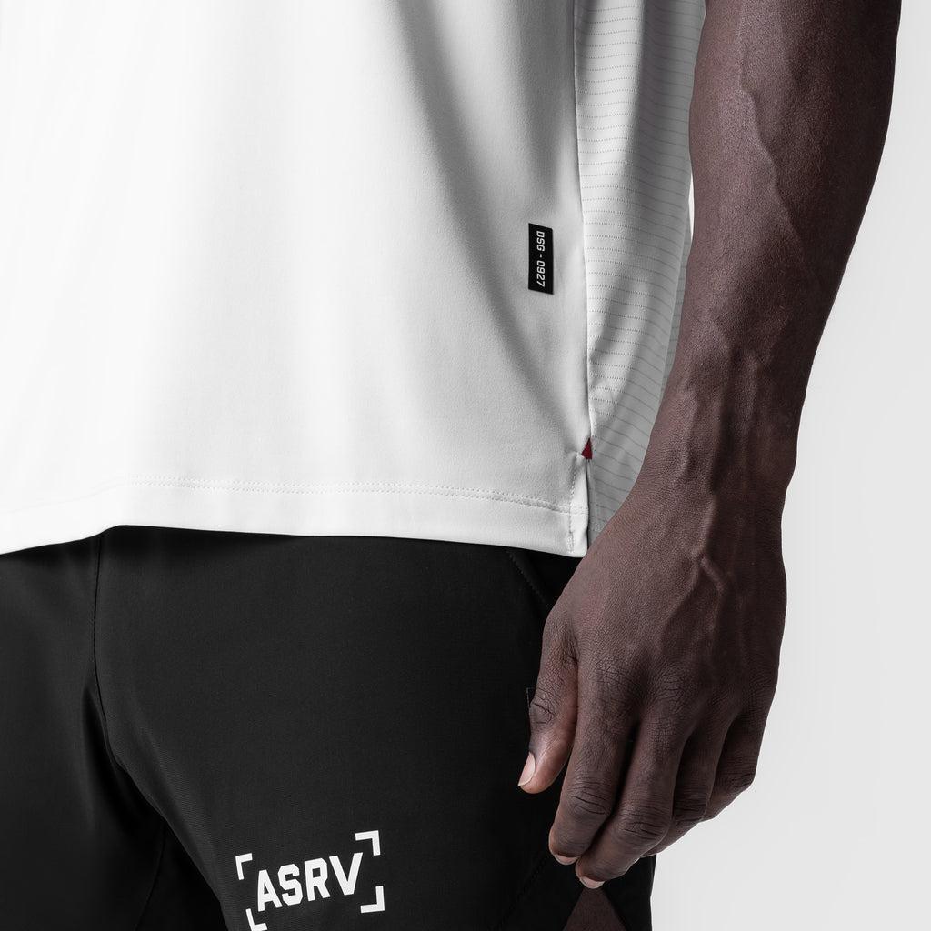 0927. 3D-Lite® 2.0 Lycra® Relaxed Cutoff - White Product Image