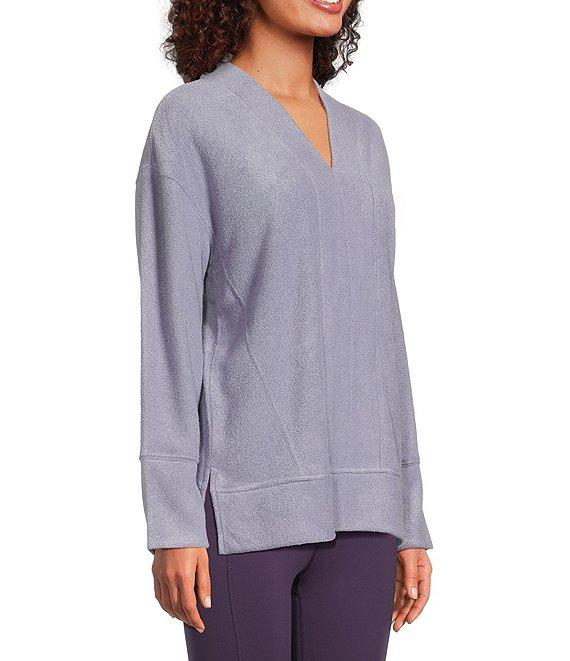 Kinesis V-Neck Long Sleeve Pullover Product Image