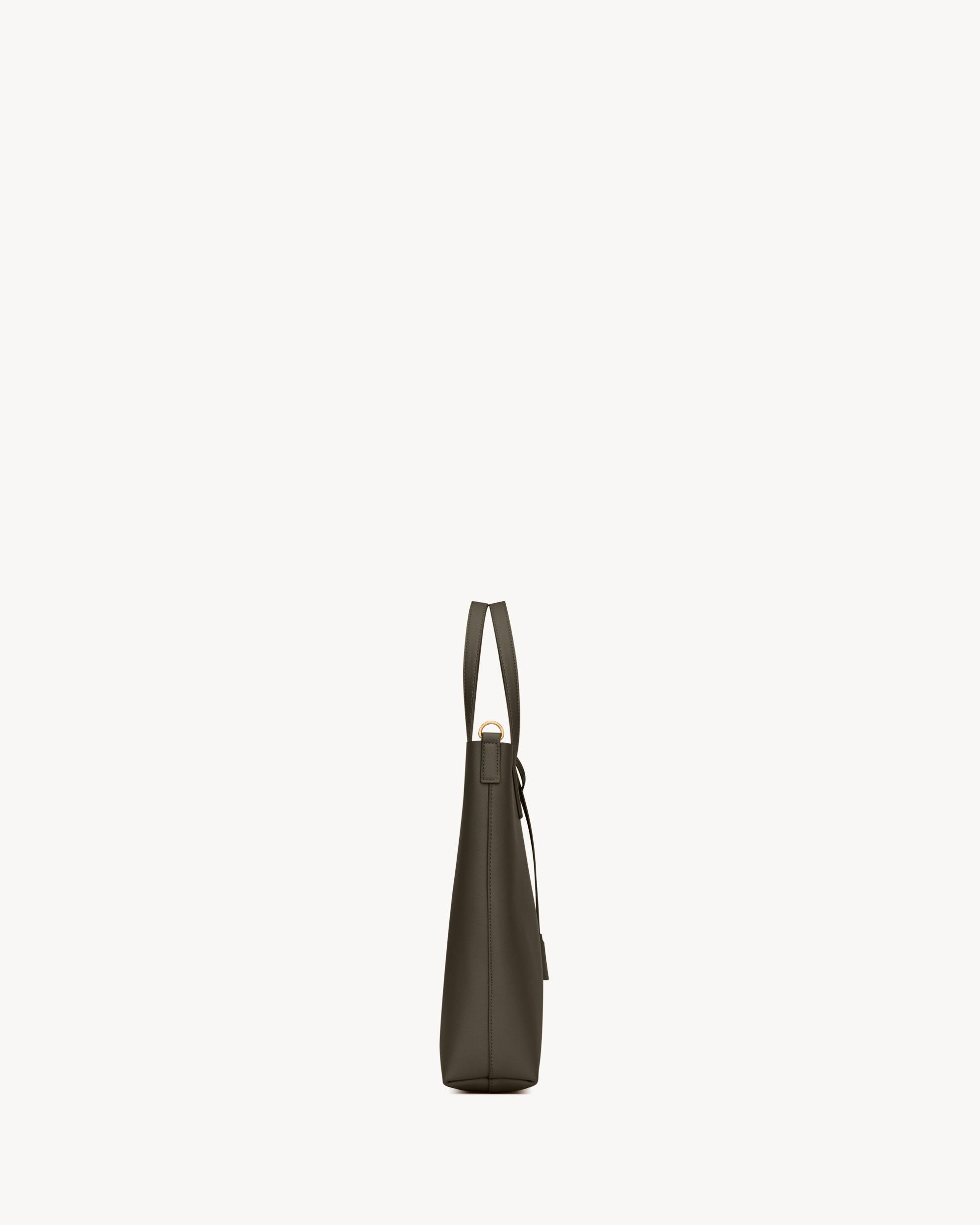 SHOPPING SAINT LAURENT TOY IN LEATHER Product Image