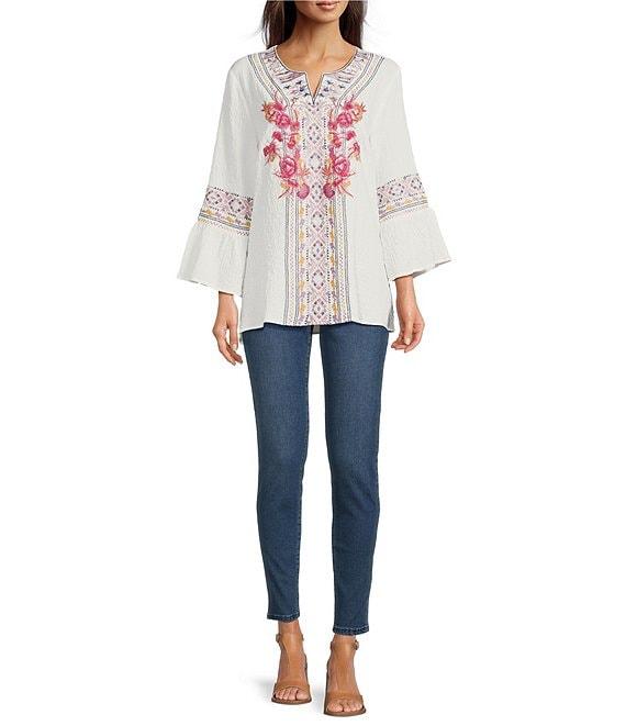 Code Bleu Soho Skinny Leg Mid Rise Jeans Product Image