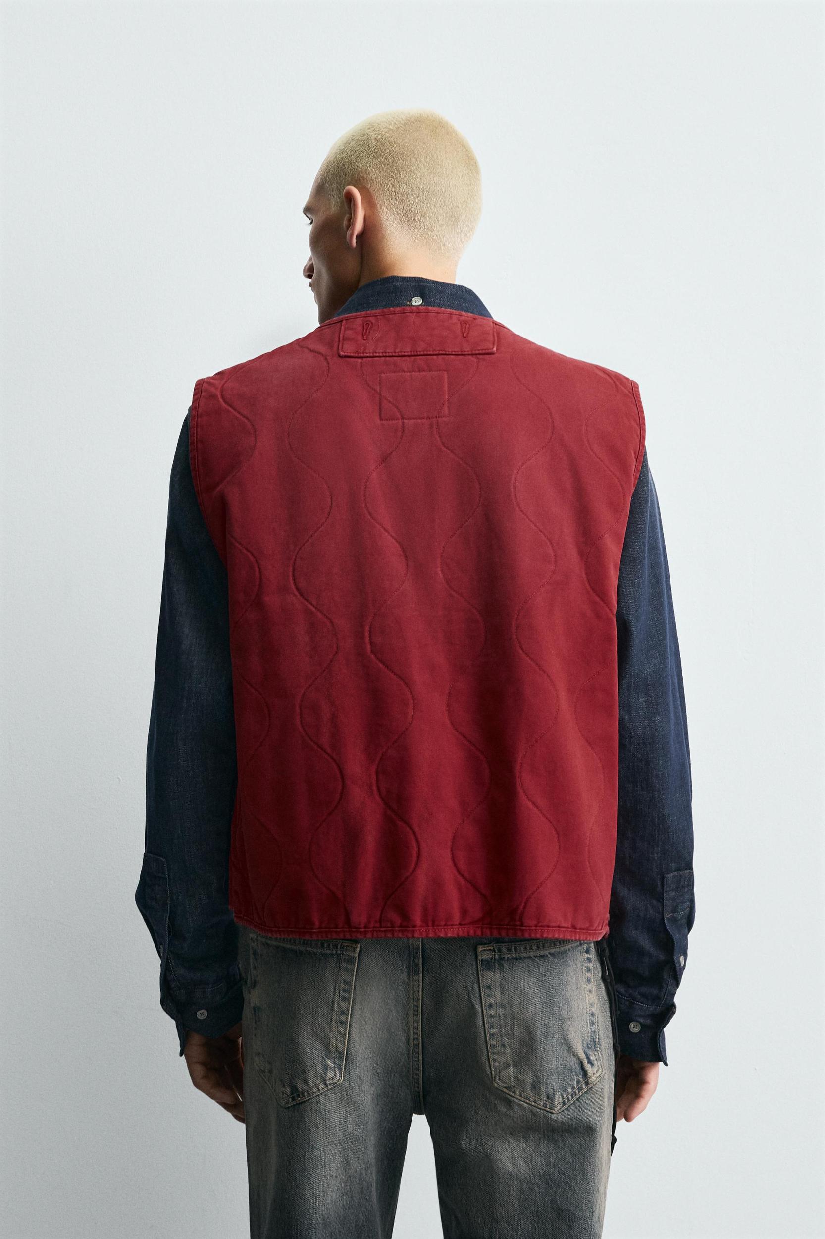 WASHED TOPSTITCHED VEST Product Image