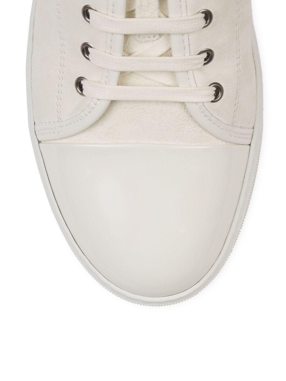 classic sneakers Product Image