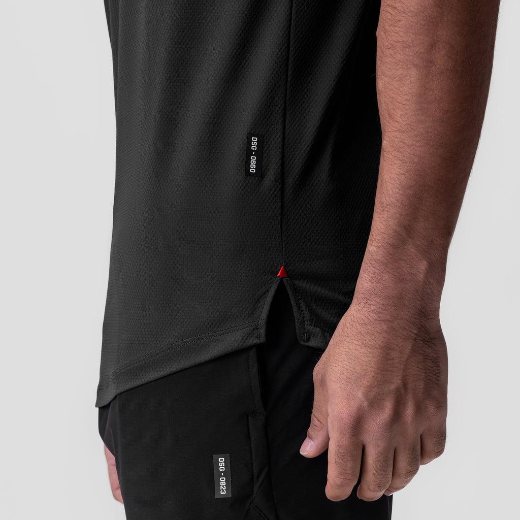 0660. AeroSilver® Established Tee - Space Grey Male Product Image