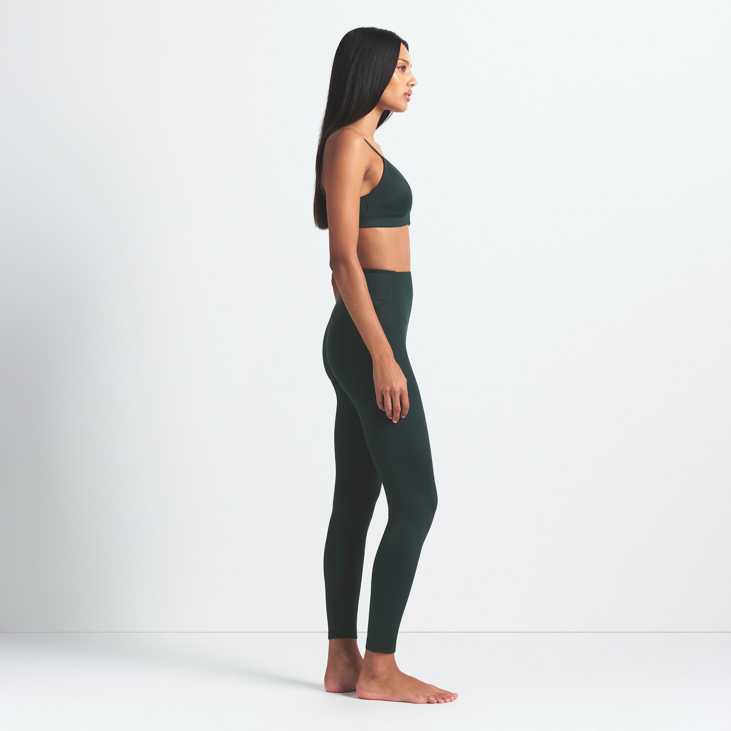 Nike Womens SKIMS Shine High-Waisted Bonded 26 Leggings | BOLEG8352W-DKT Product Image