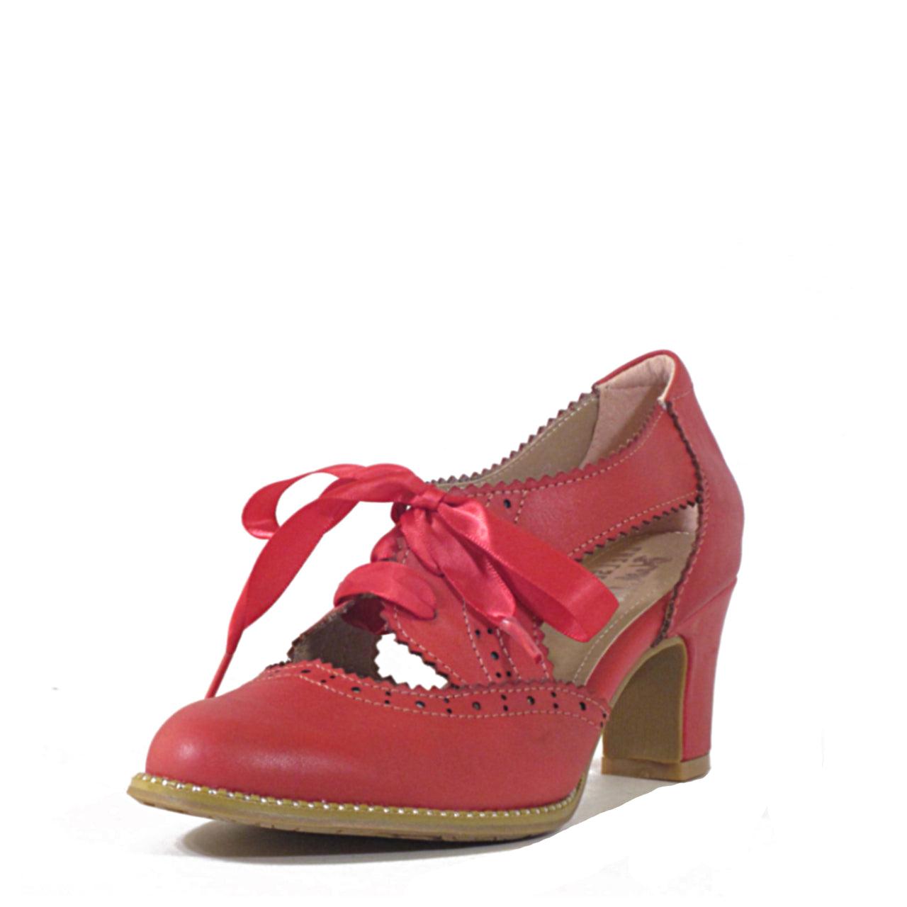 Donna Vintage Lace-Up Heels Product Image