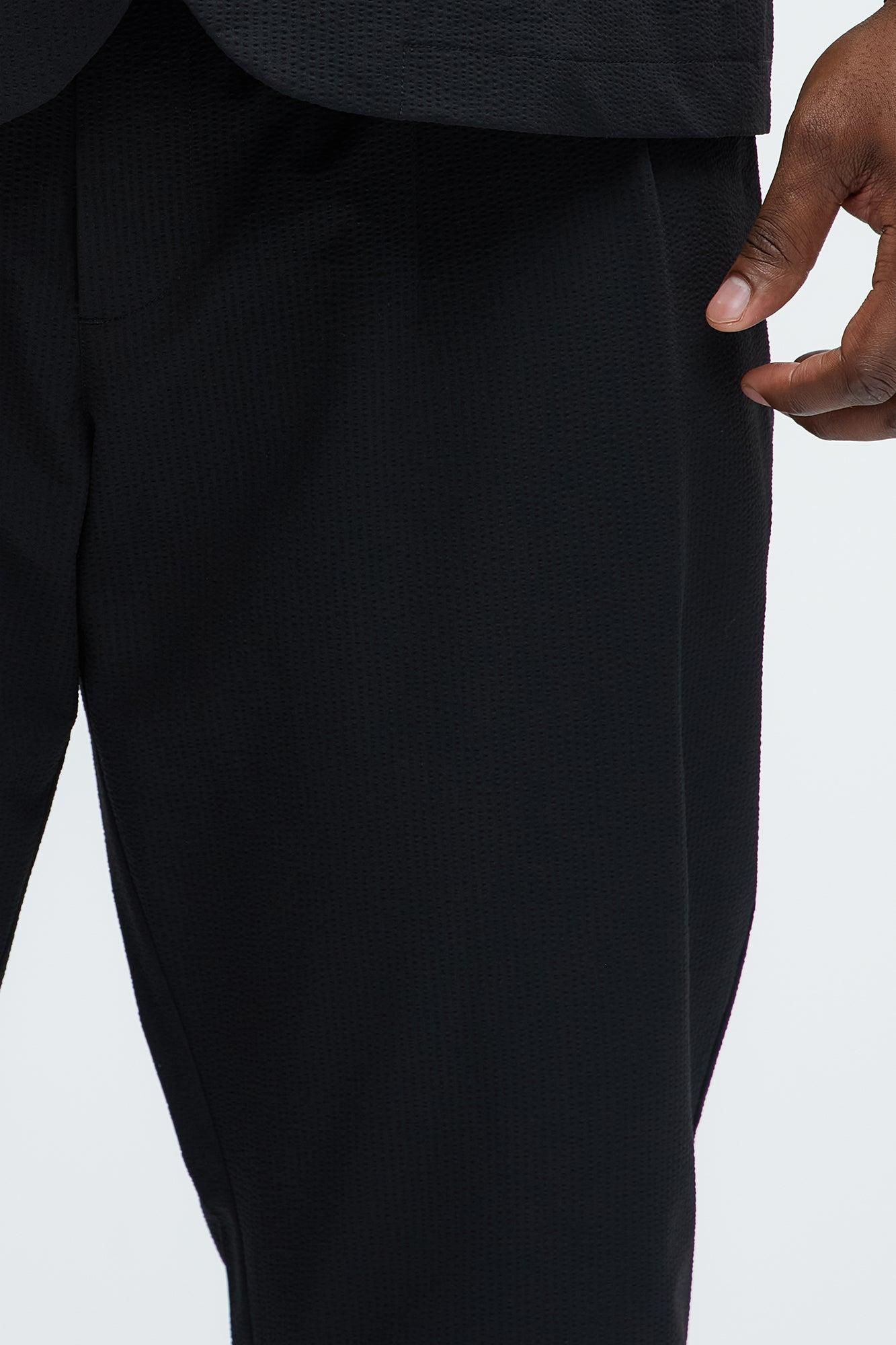 Seersucker Pleated Pants - Black Product Image