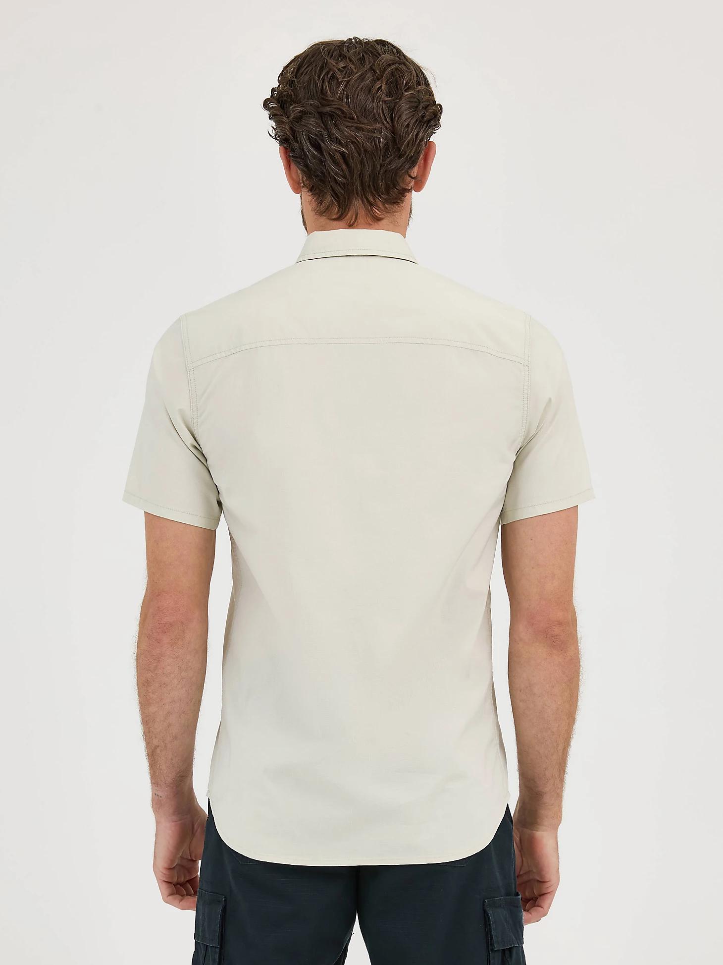 Men's Extreme Motion Short Sleeve Performance Shirt | Men's Tops & Tees | Lee® Product Image