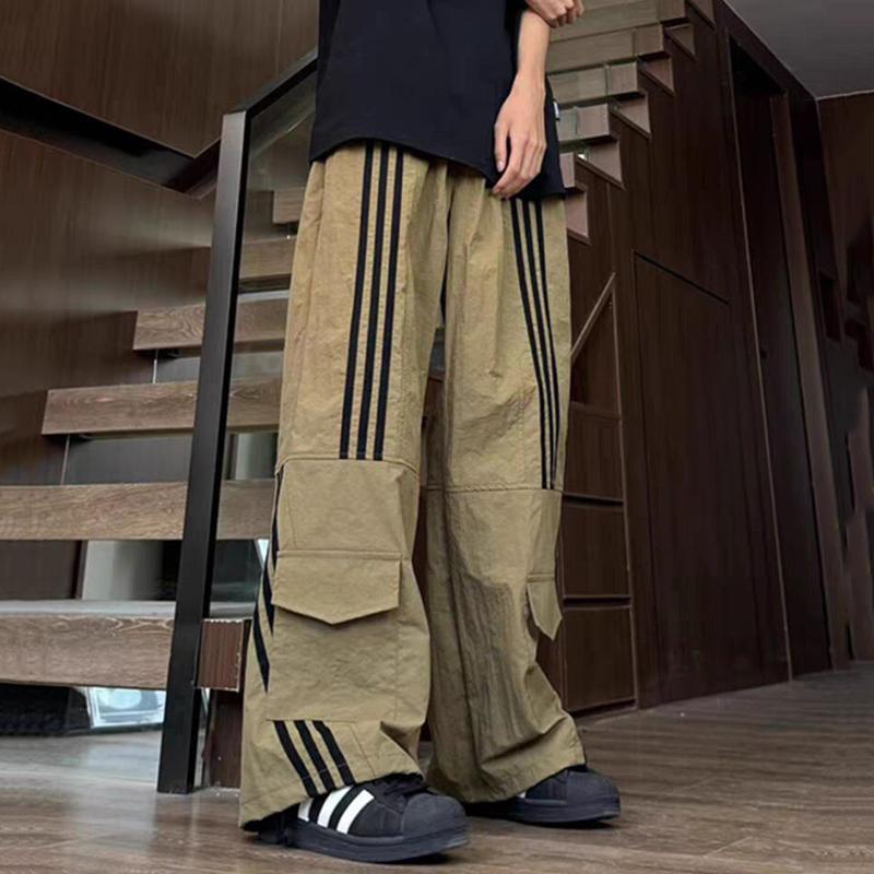 Retro High Street Trendy Three-Stripe Sweatpants Product Image
