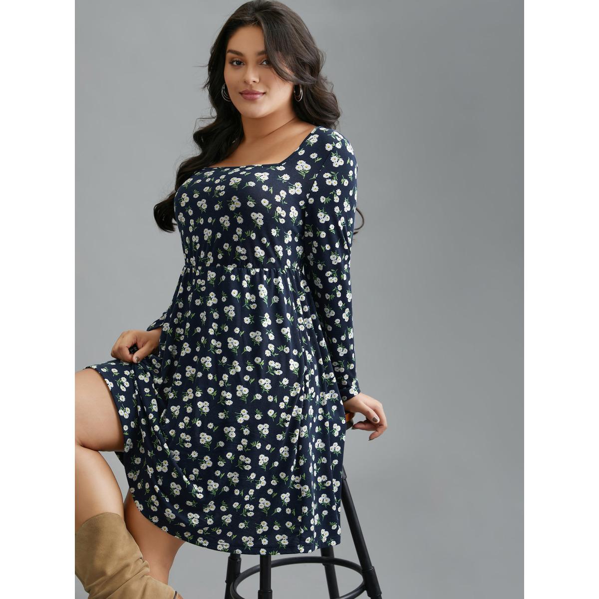 Plus Size Ditsy Floral Square Neck Pocket Dress Indigo Women Casual Non Knit Dresses Bloomchic 10/M Product Image