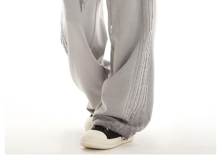 Stripe-Accent Loose-Fit Wide-Leg Sweatpants Product Image