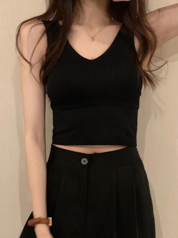 Rib V Neck Cropped Tank Top Product Image