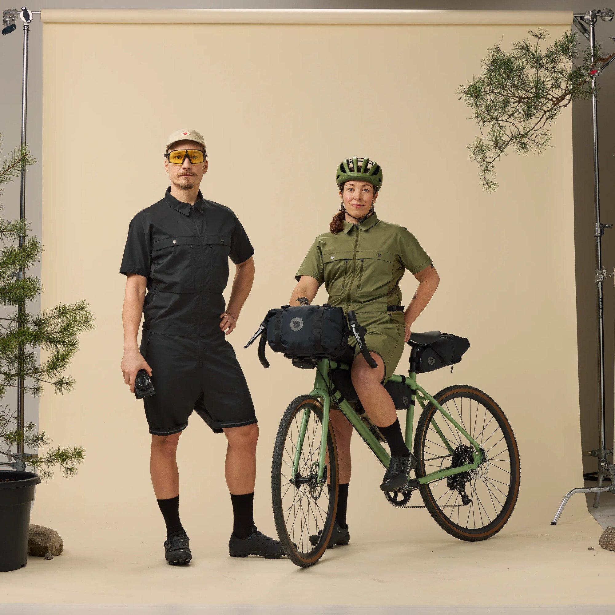 Hoja Field Suit W Product Image