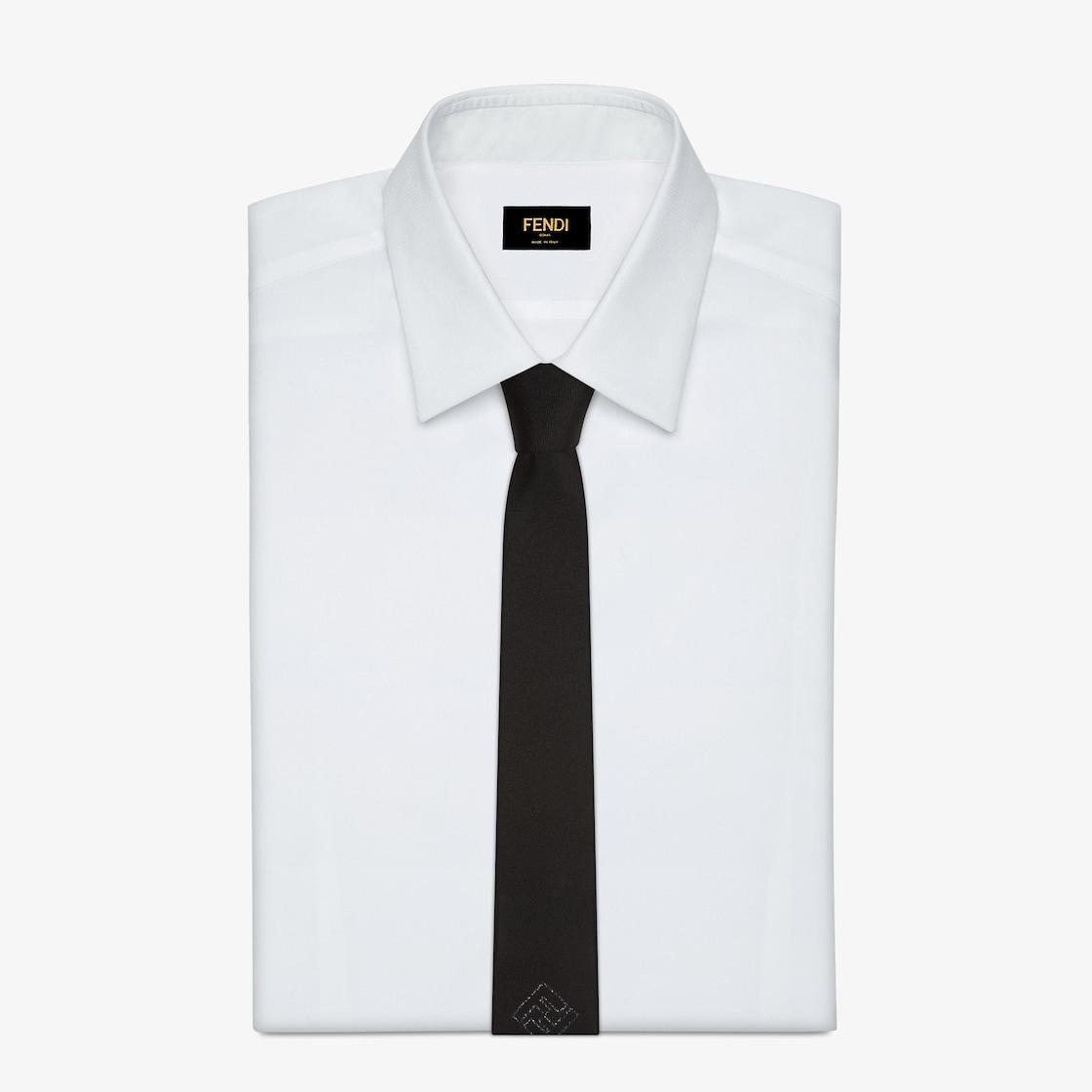 TieBlack silk tie Product Image