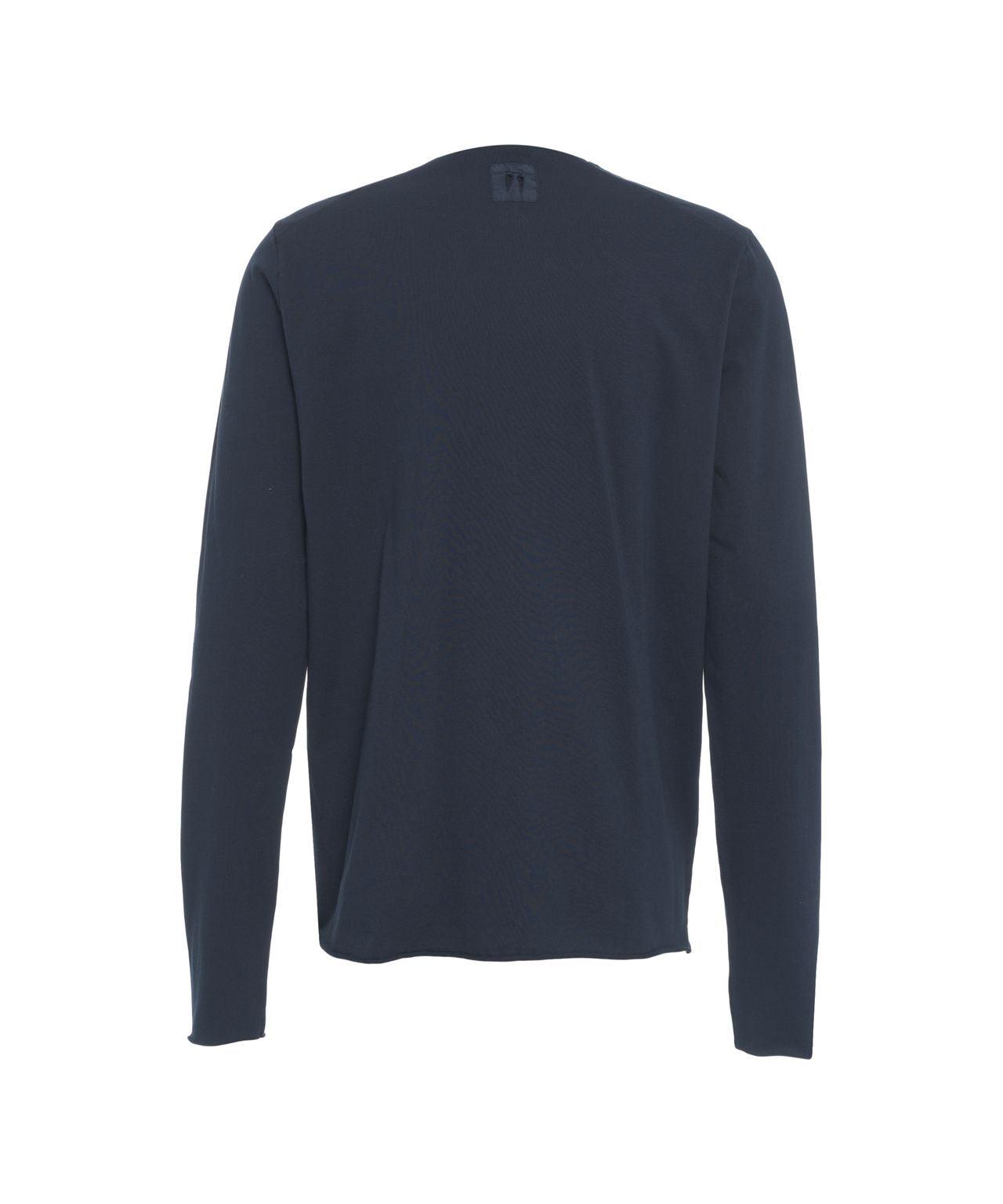 Long sleeve shirt with open edges Product Image