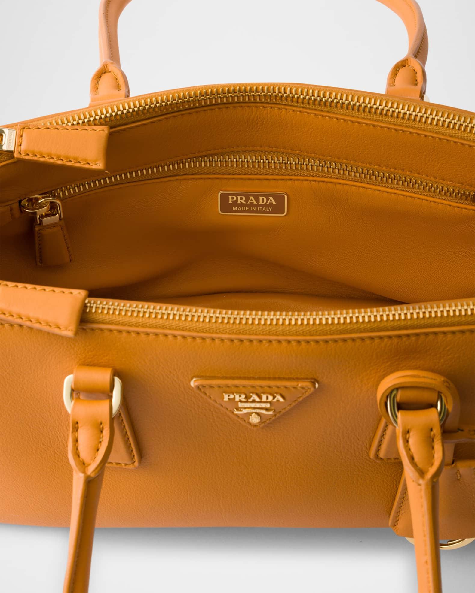 Galleria Medium Leather Shoulder Bag Product Image