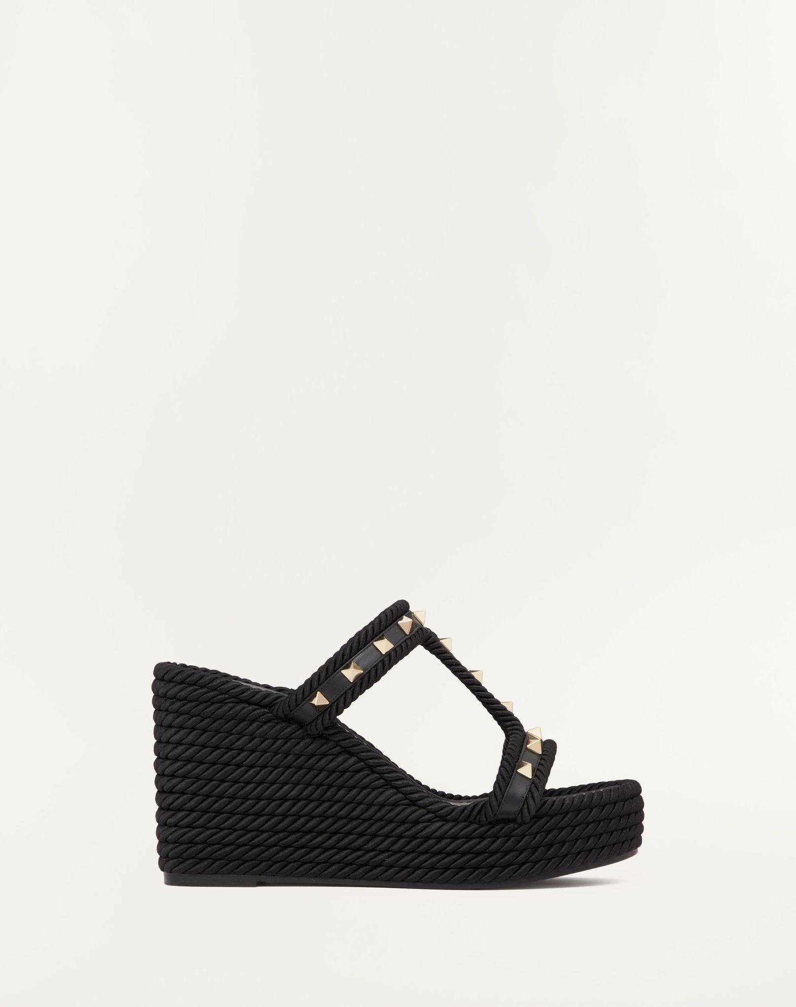 Rockstud Wedge In Calfskin 90Mm Product Image