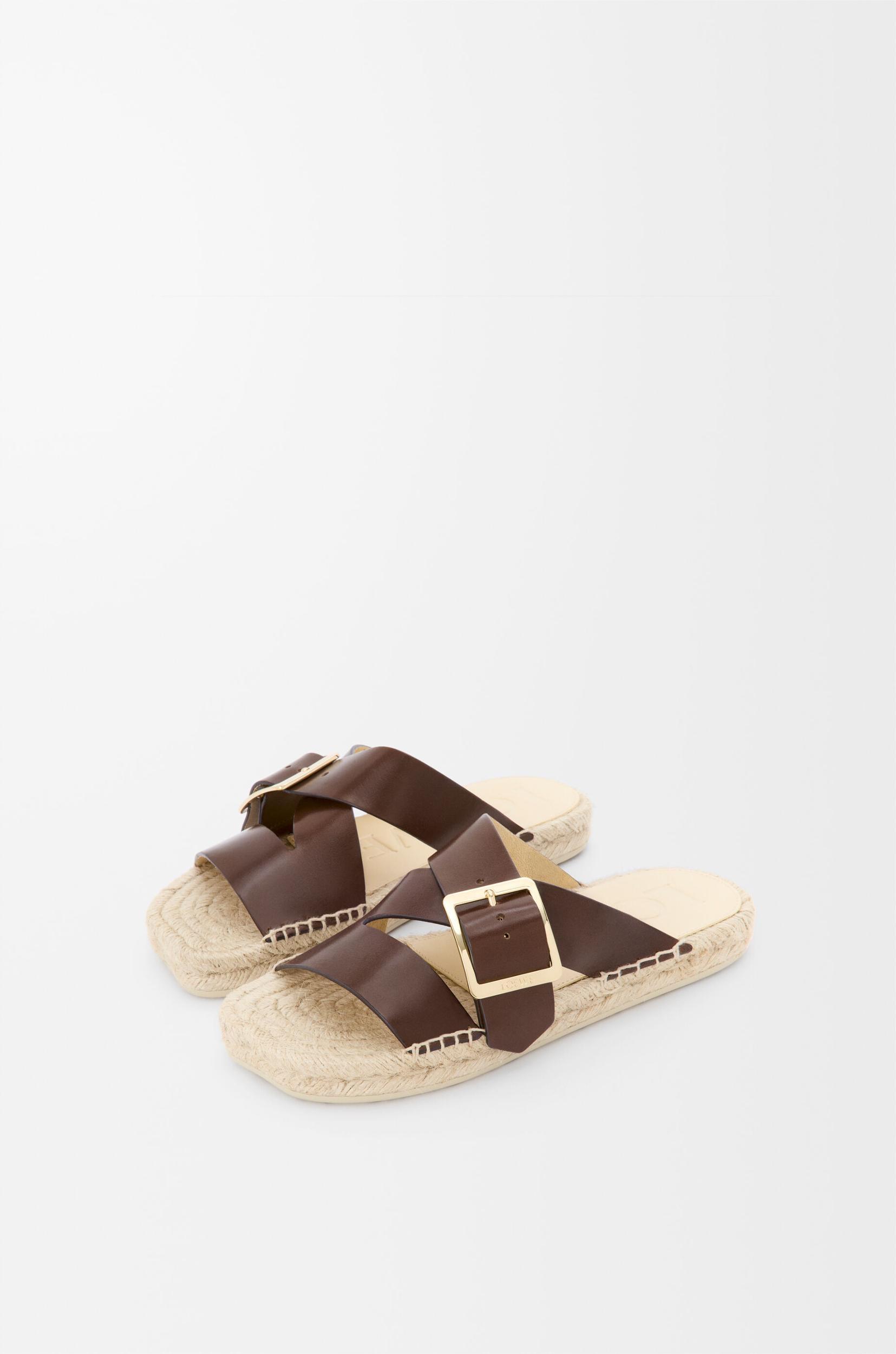 Petal espadrille slide in vegetable-tanned calfskin Product Image