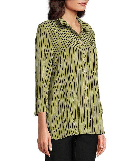 Ali Miles Crinkle Woven Abstract Stripe Wire Collar 3/4 Sleeve Button Front Tunic Product Image