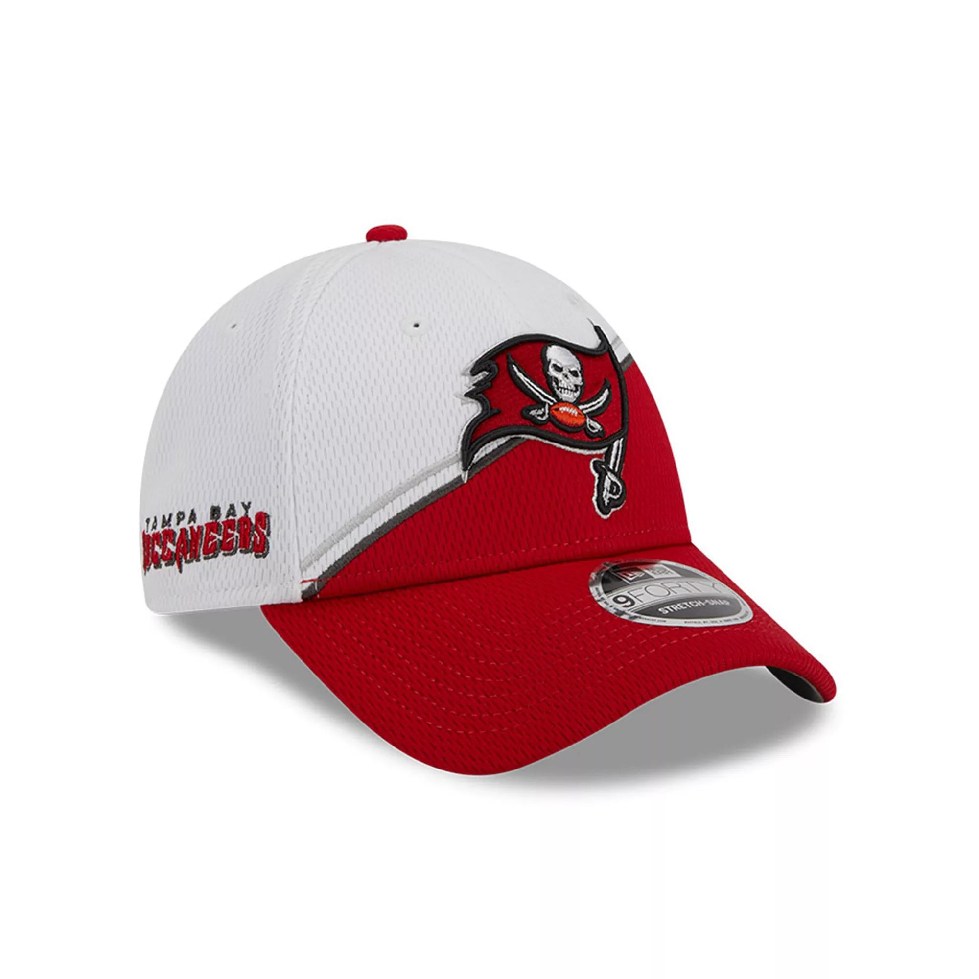 Men's New Era  White/Red Tampa Bay Buccaneers 2023 Sideline 9FORTY Adjustable Hat Product Image