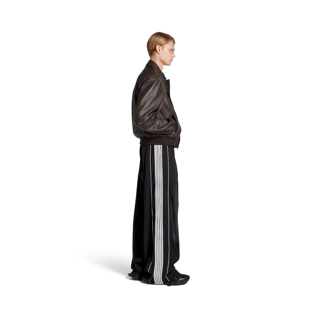 Men's Large Tracksuit Pants in Black Product Image
