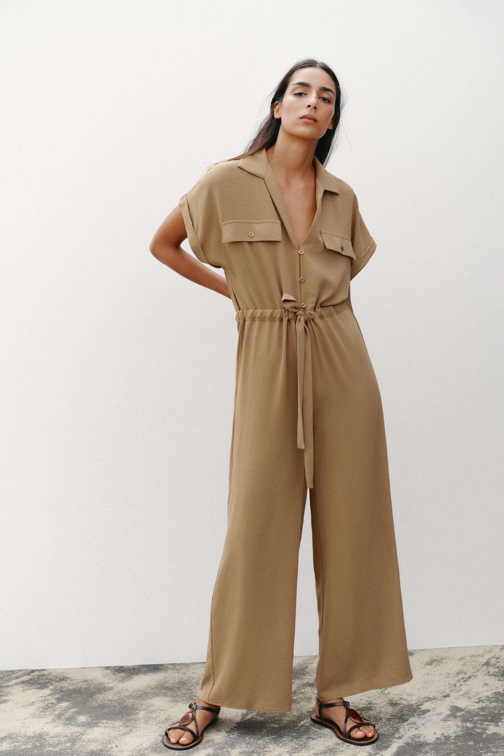 FLOWY POCKET JUMPSUIT Product Image