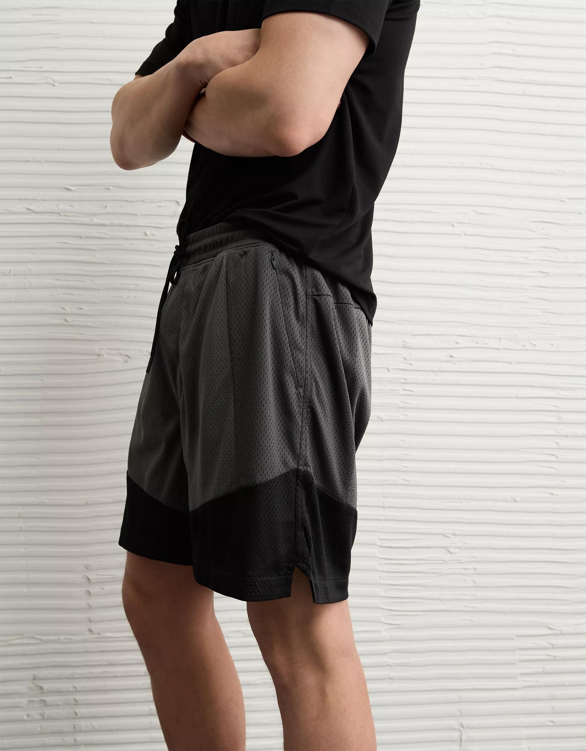 AE 24/7 Mesh Short Product Image