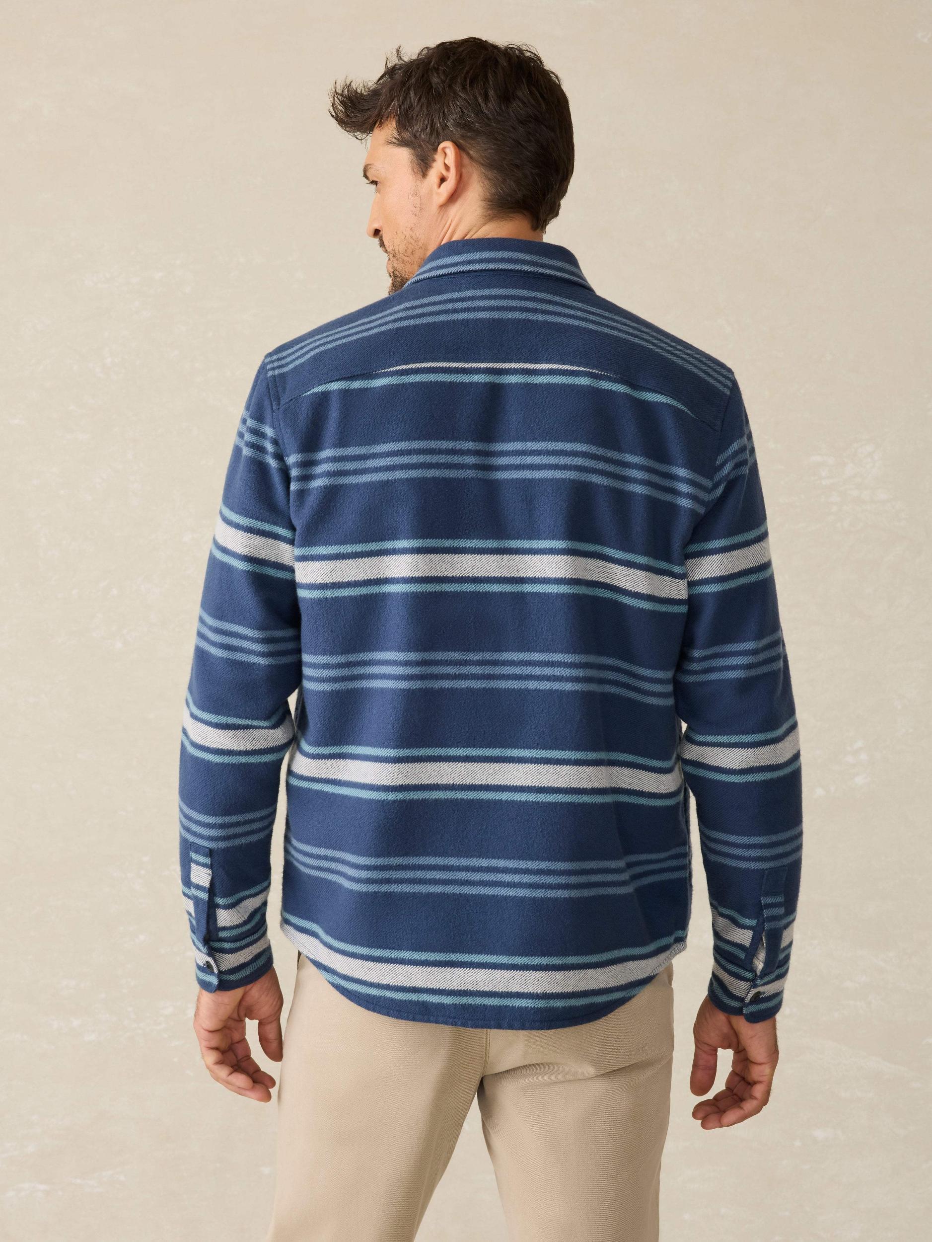Wavebreaker Shirt - Winter Summit Stripe Male Product Image