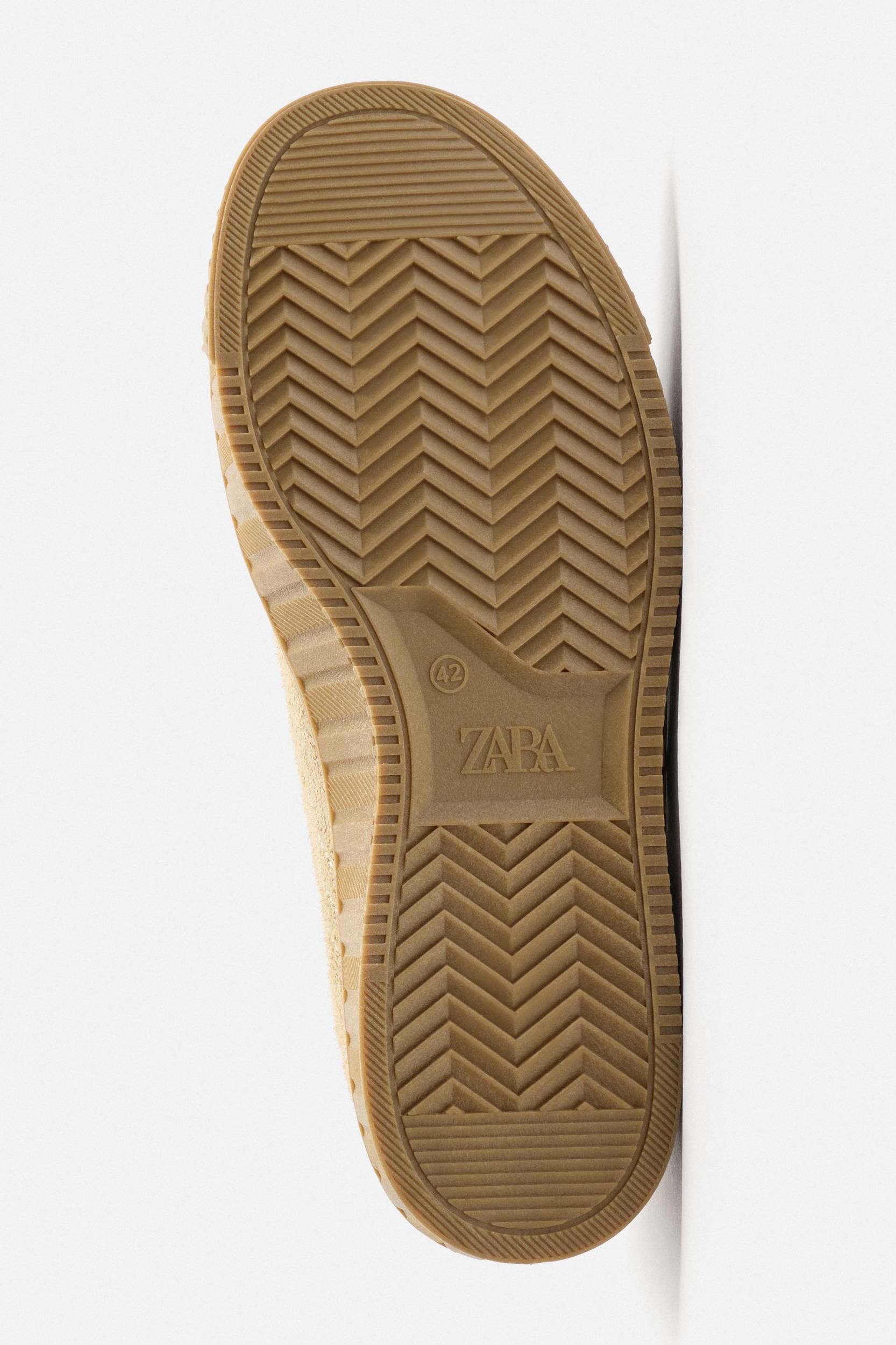 CONTRAST LEATHER SNEAKERS Product Image