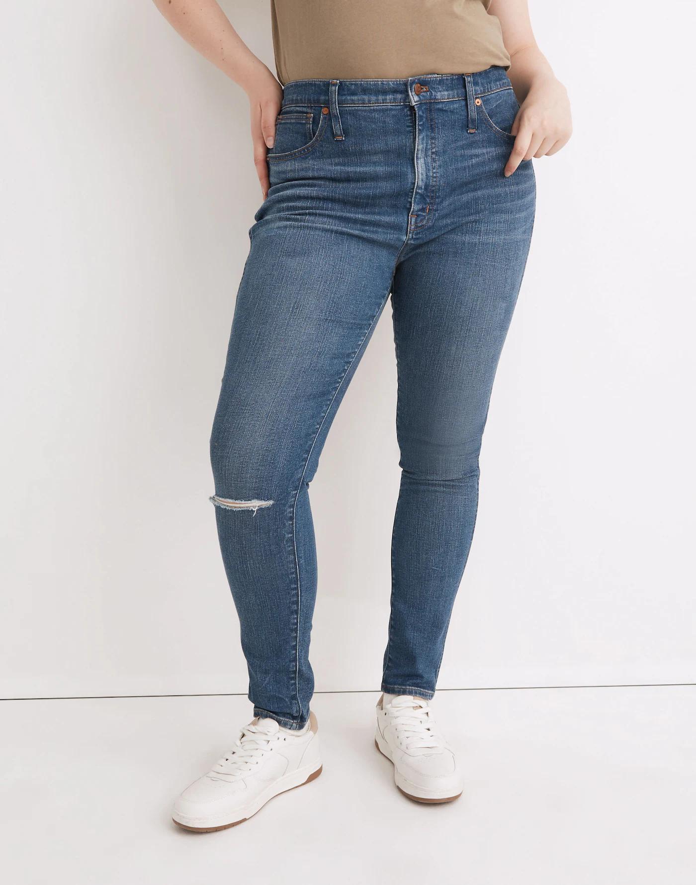 10" High-Rise Skinny Jeans in Foregate Wash: Knee-Rip Edition Product Image