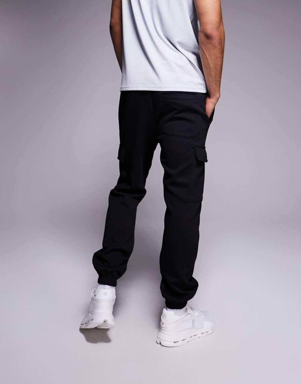 4505 Icon training quick dry performance cargo sweatpants in black  Product Image
