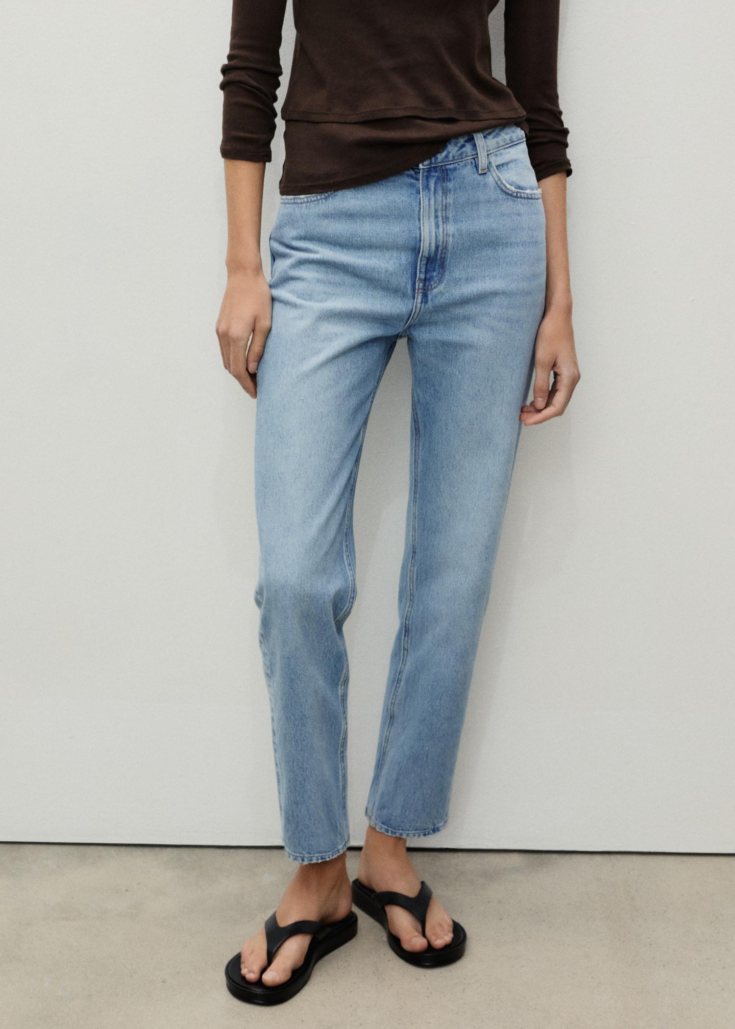 Mom2000 high-rise jeans - Women | MANGO USA Product Image