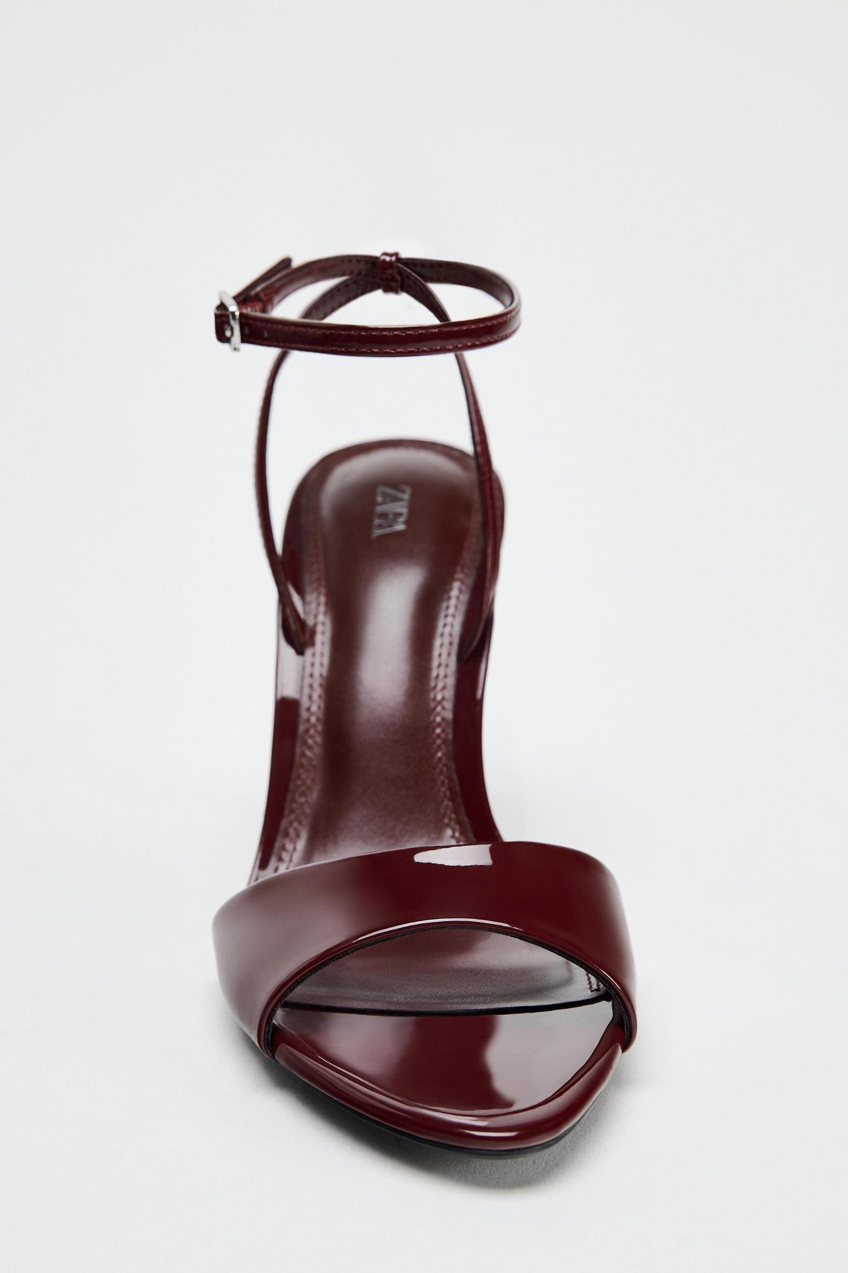 METALLIC HEEL STRAPPY SANDALS Product Image