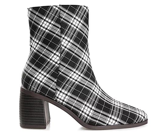 Journee Collection Womens Sloann Ankle Boot Product Image