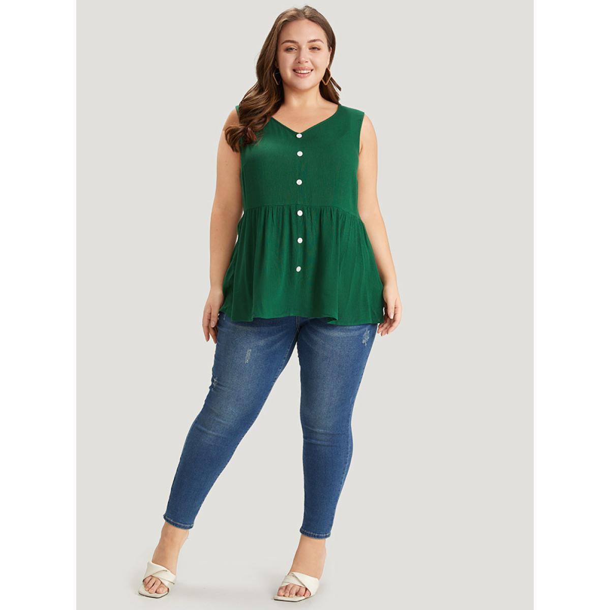 Plus Size Plain Flutter Hem Button Detail Tank Top Women DarkGreen Elegant Button V-neck Dailywear Tank Tops Camis BloomChic 30/6X Product Image