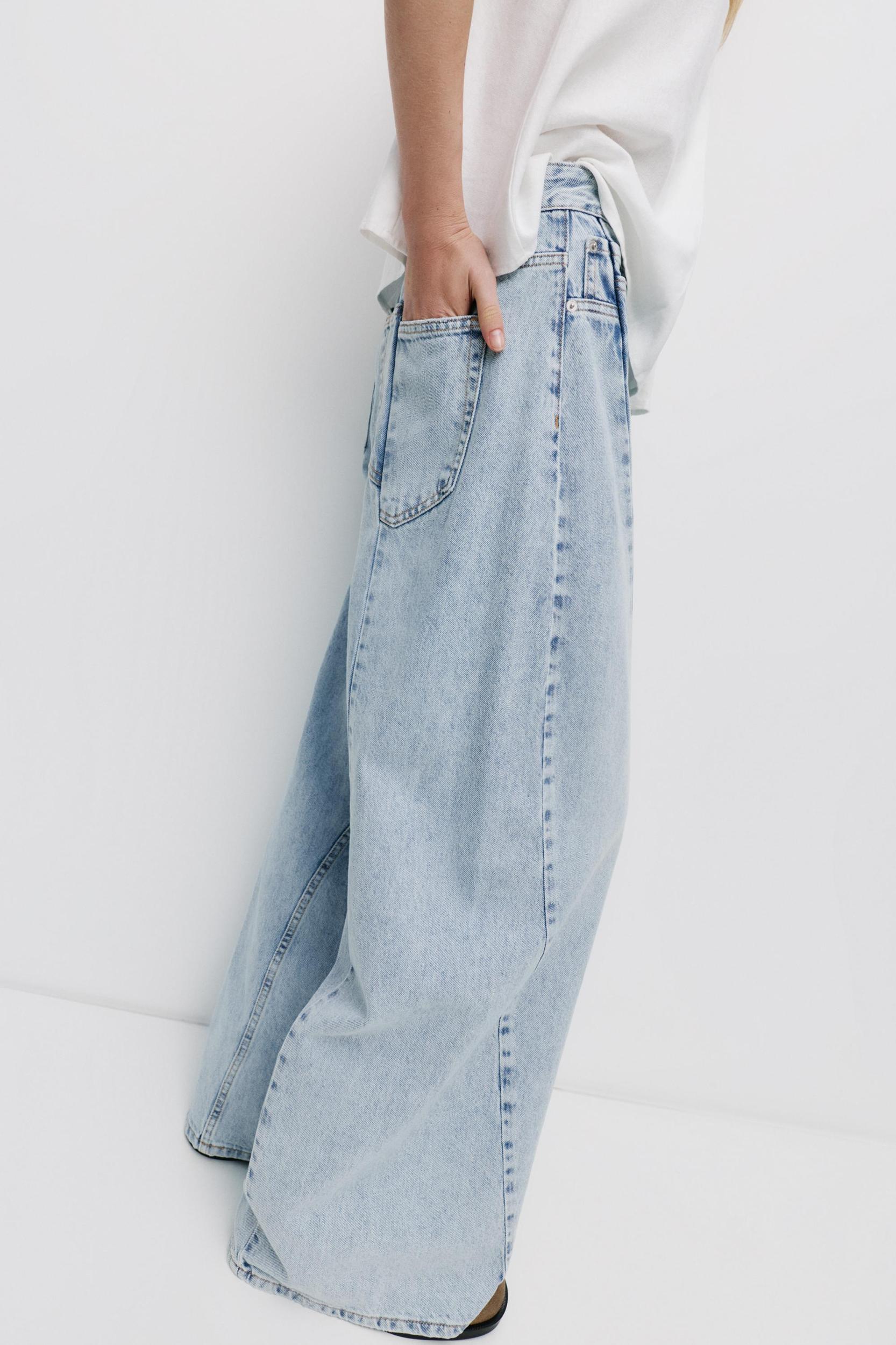 Baggy jeans with seam details Product Image
