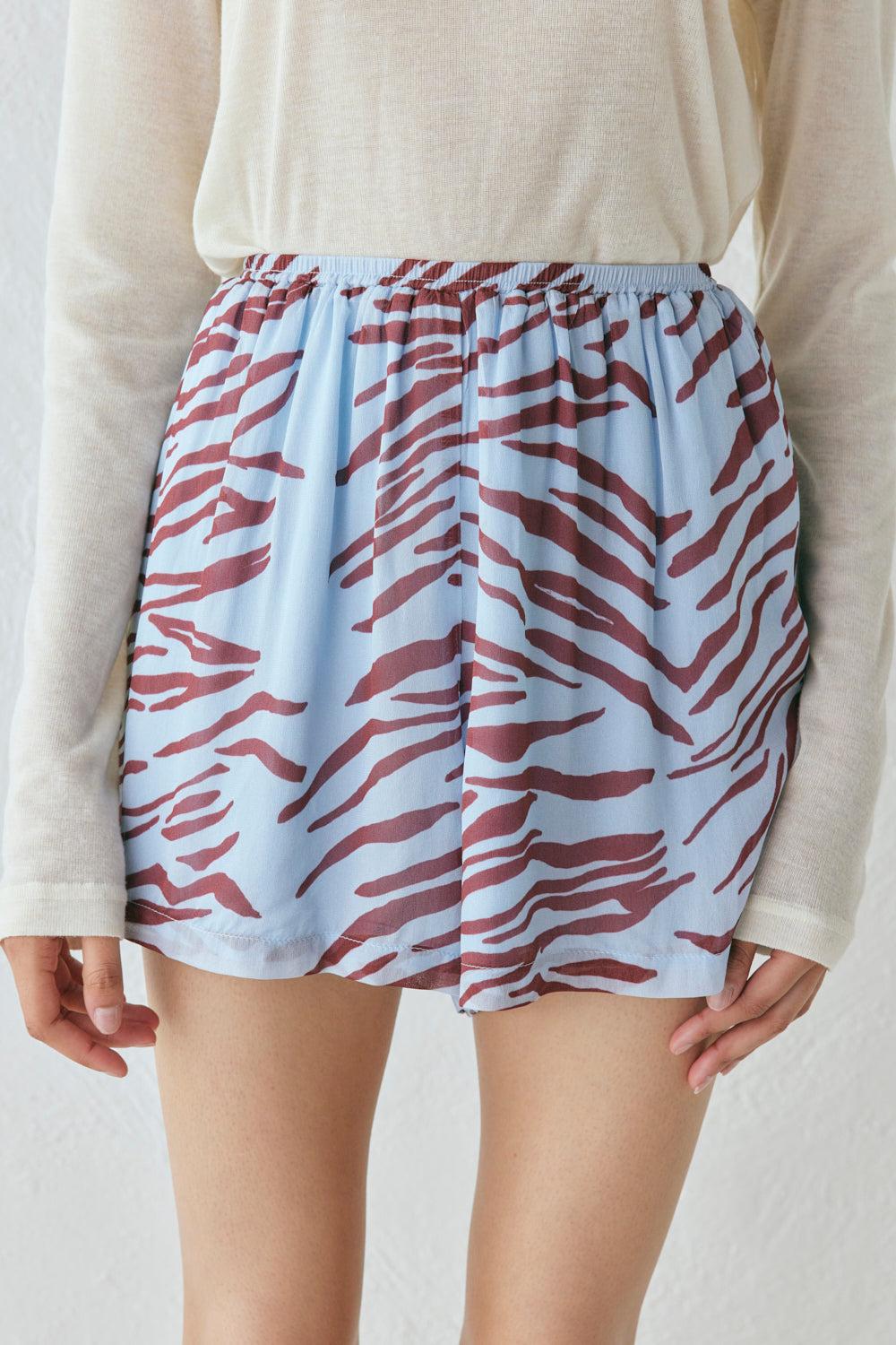 Annika Shorts Tiger Product Image