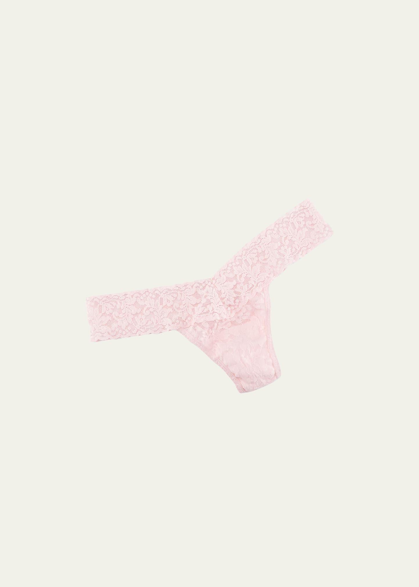 Signature Lace Low Rise Thong Product Image