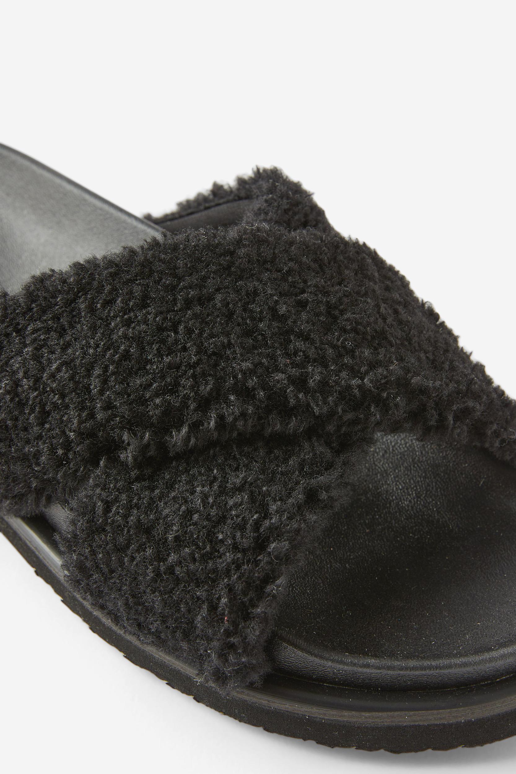 Elidy Cosy Sandal Product Image